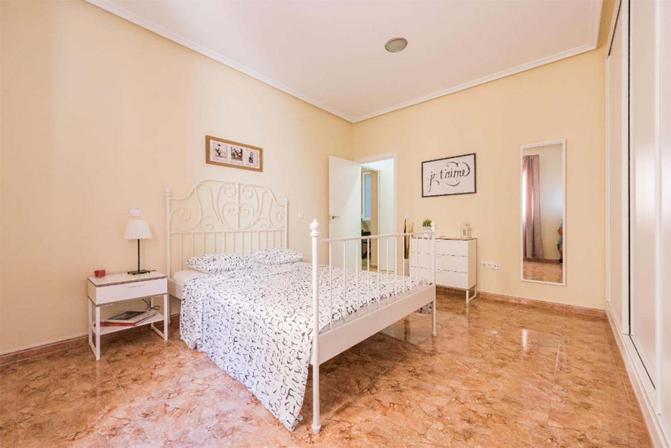Boutique Apartments In The Heart Of Madrid Bilik gambar
